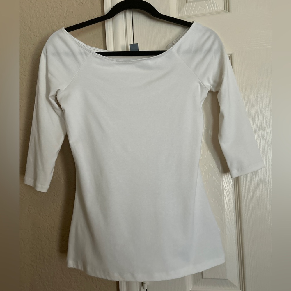 Women’s Off the Shoulder Top - Picture 3 of 9